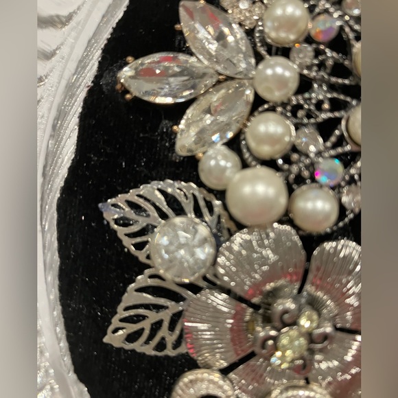 FRAMED JEWELRY ART COLLAGE IN GLASS FRAME. UNIQUE HANDMADE OOAK 🎁 - Picture 5 of 9